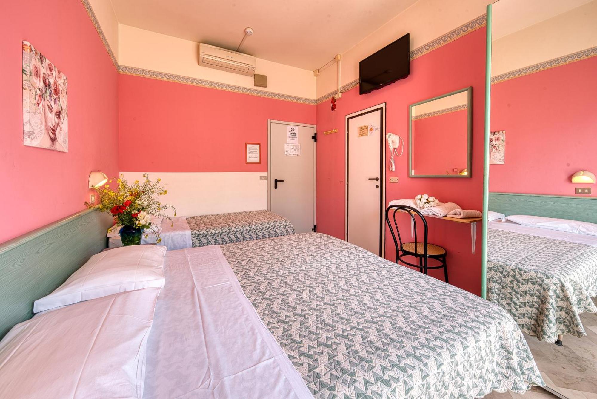 Hotel Sabbia D'Oro Римини Экстерьер фото