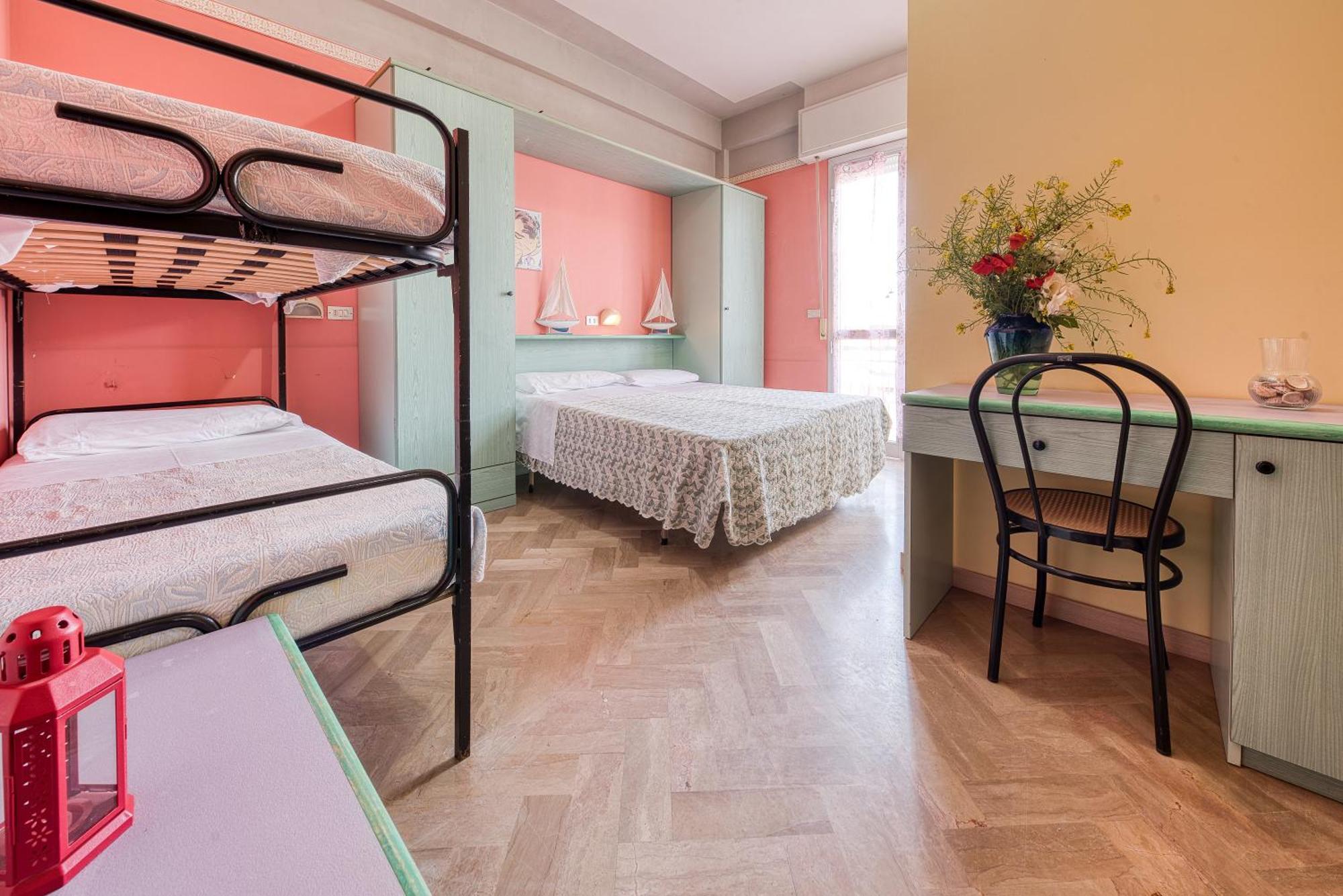 Hotel Sabbia D'Oro Римини Экстерьер фото